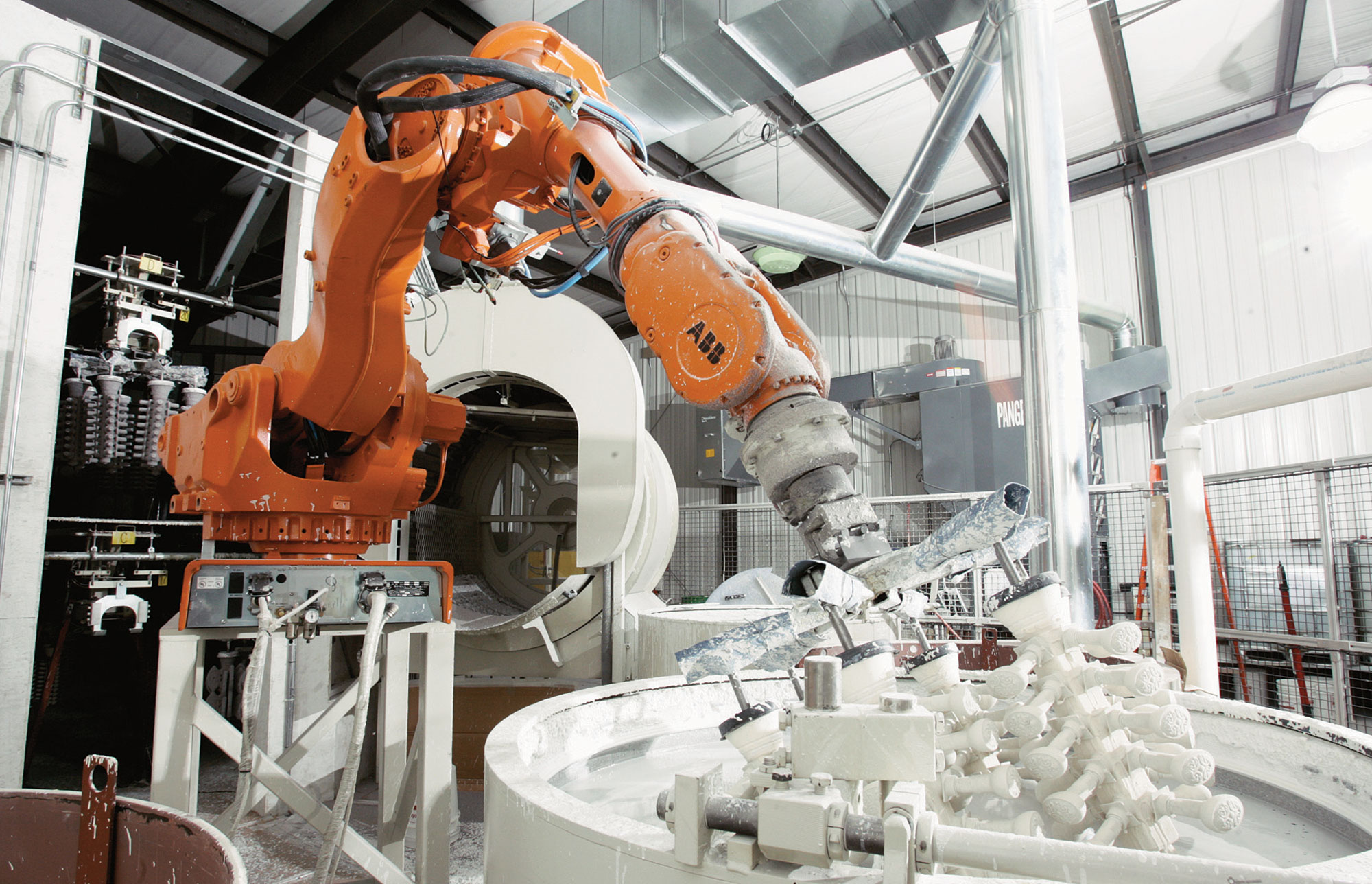 Все чаще для производства. Роботокомплекс «Shell-o-matic». Механизация и автоматизация производства. Роботы в промышленности. Завод по производству роботов.